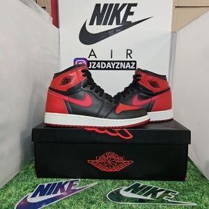 Nike Air Jordan 1 Retro High OG Banned 2016 Size 5 MEN/YOUTH,  SZ 6.5 WMN. CLEAN